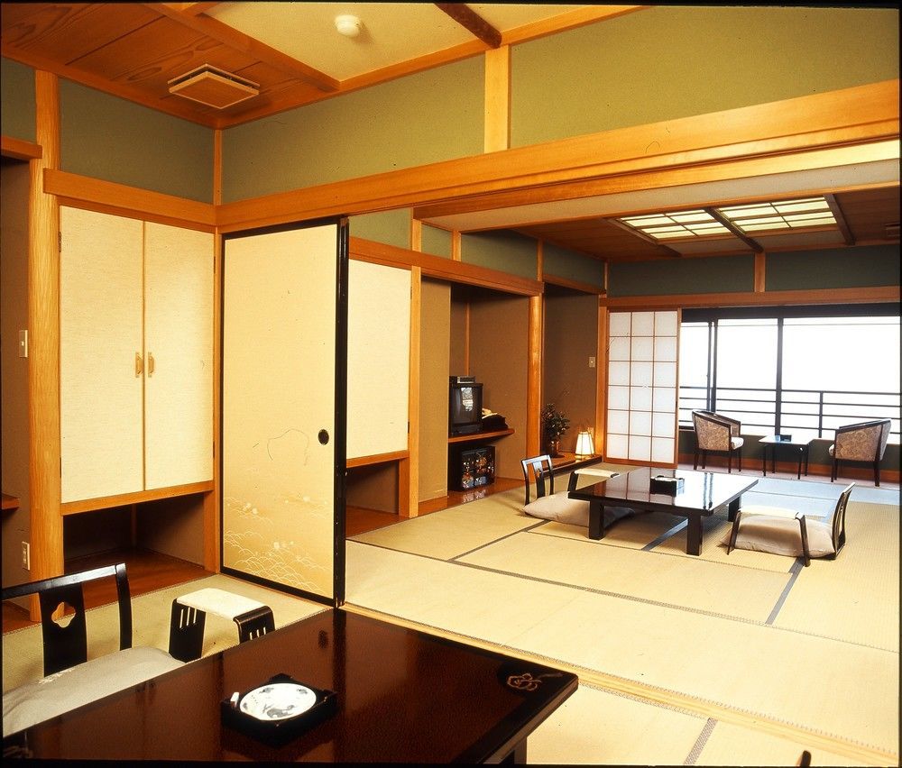Shin Kaikatei Izumi Hotel Ukusu Exterior foto